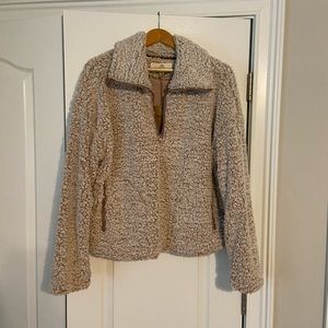 Thread & Supply 3 quarter zip pull over.